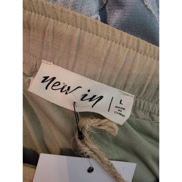 New In Olive Green Button Front Tiered Skirt L Cotton - Picture 3 of 5